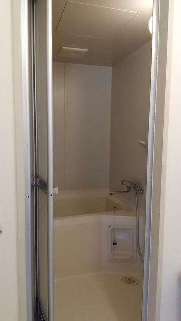 ファミール河本 風呂画像