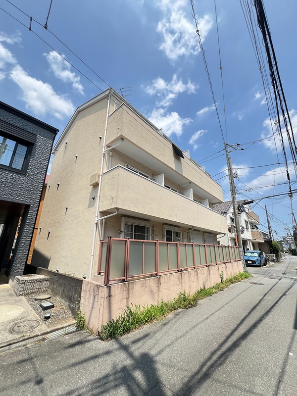 グレイスランド 301号室 外観