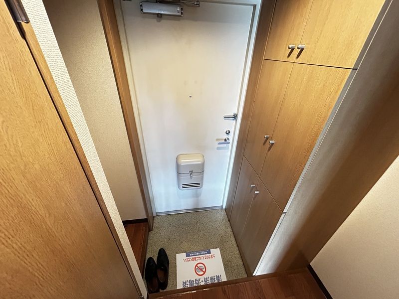 C&amp;#39;s 3 KANEKO 玄関