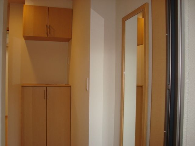 スカイヒルズ　アキ 玄関