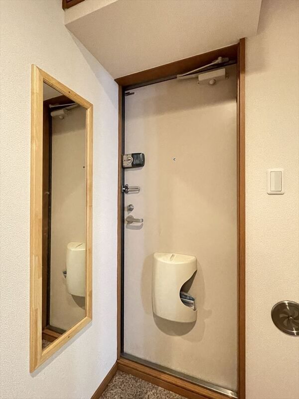 ブルゴーニュ 玄関