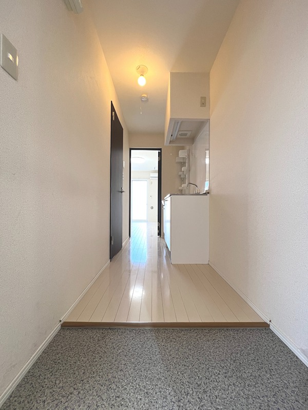 ルシェリア田名塩田 玄関