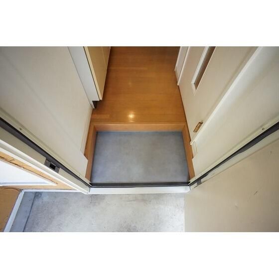 コートメモリー 玄関