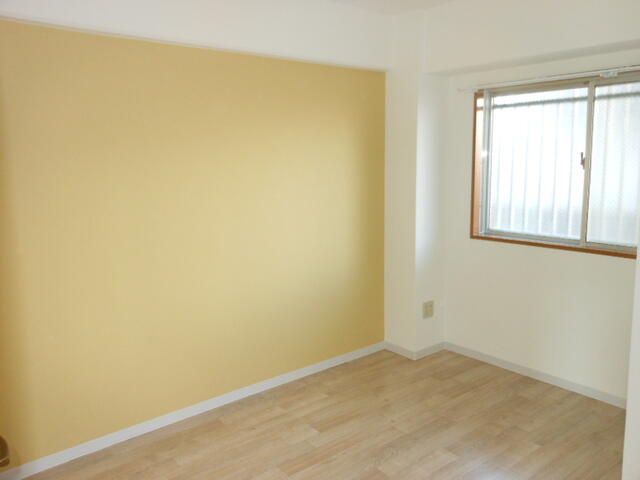 プラザイワモト ベッドルーム