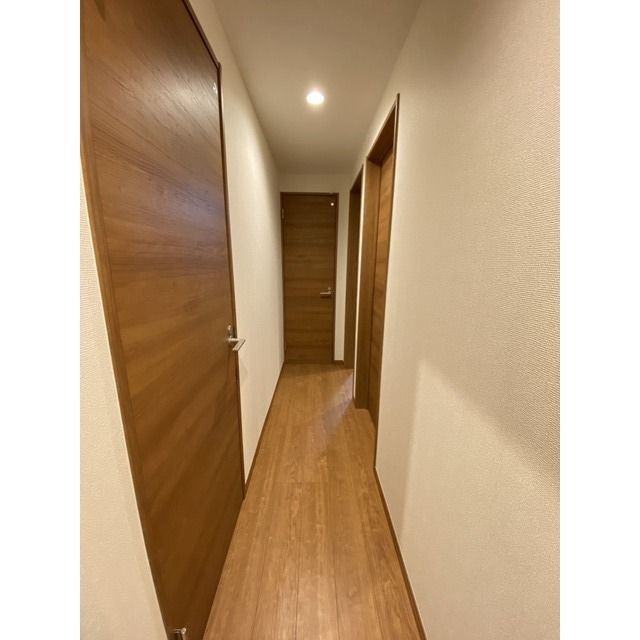 アムール　イソベ その他8