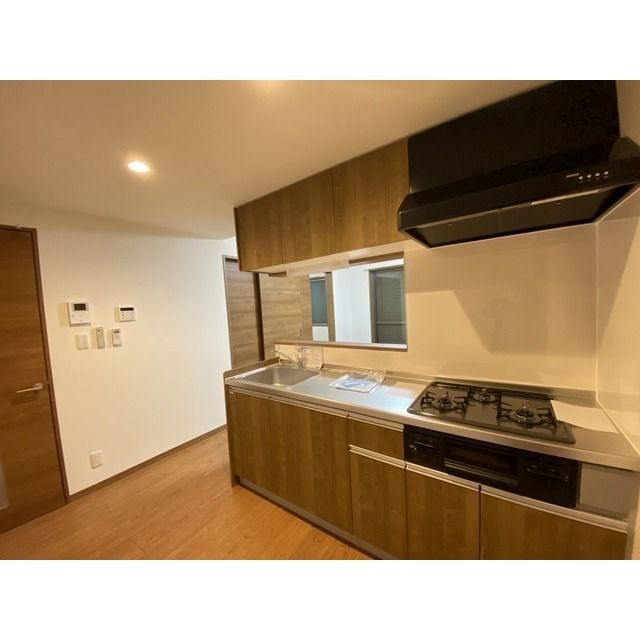 アムール　イソベ その他9