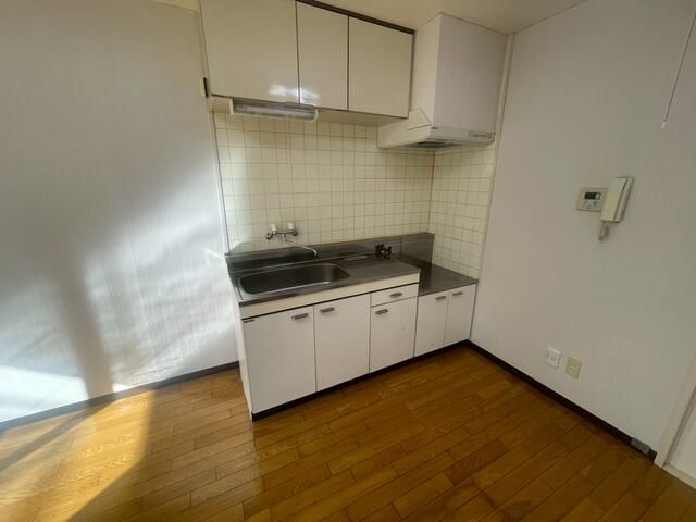 インサイドビル キッチン