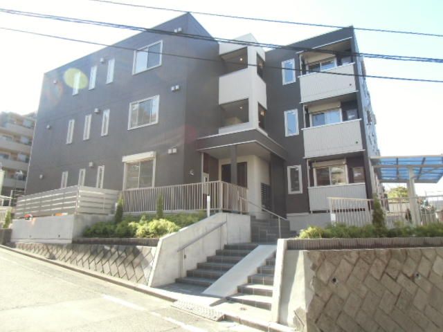 Ｄｒｏｏｍ南大沢 104号室 外観