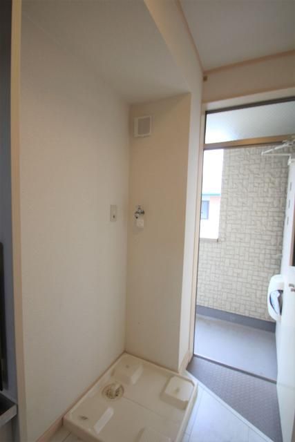 ロバリア古淵 玄関