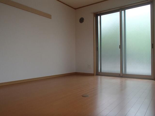 リヴェール市川 ベッドルーム