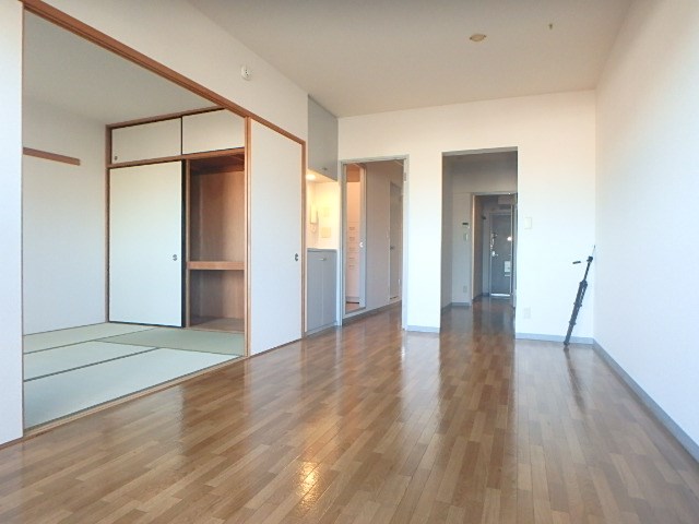 エルムコート リビング