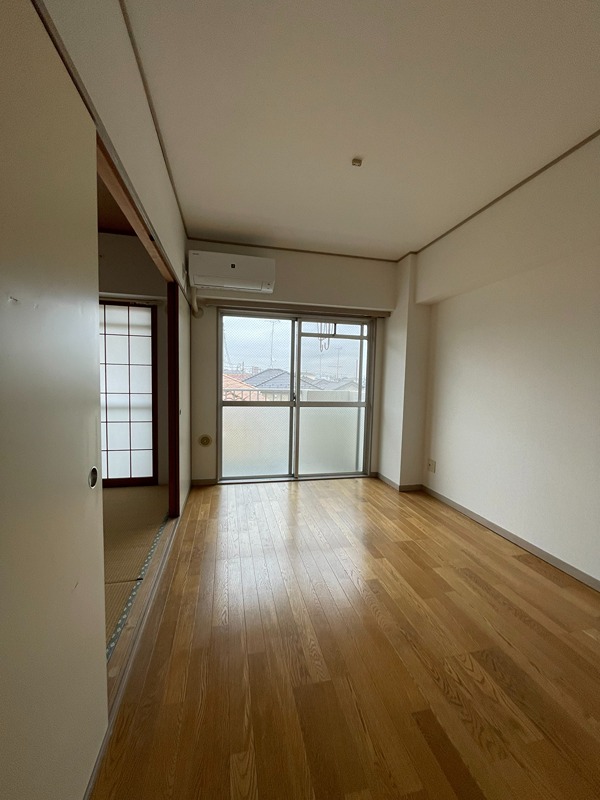 リバティハイツ南橋本 リビング