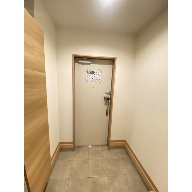 アムール淵野辺 玄関