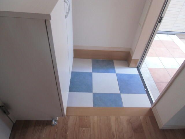 メゾン・ＹＳ 玄関