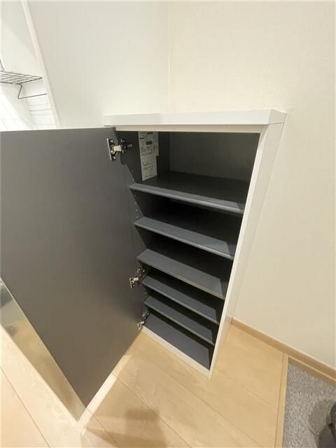 トゥルーメゾン京王堀之内 玄関