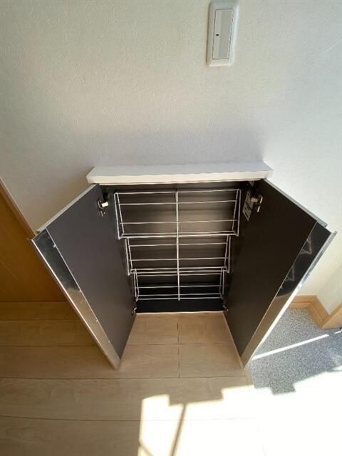 アペックス北里 玄関