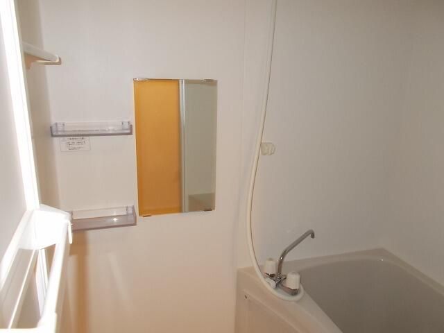 メゾン・ブランシュ 風呂画像