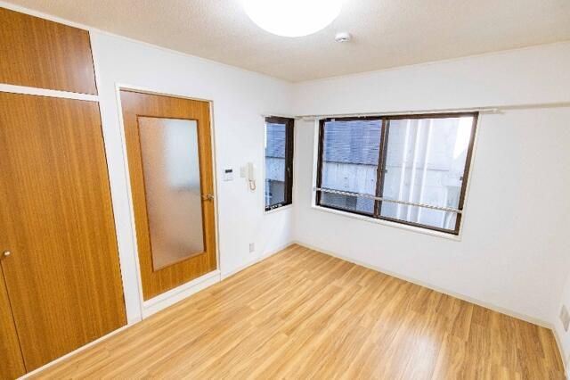 ロイヤルハイツ中川 その他1