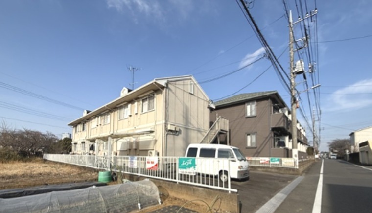 ファンテーヌメゾン片倉 205号室 外観