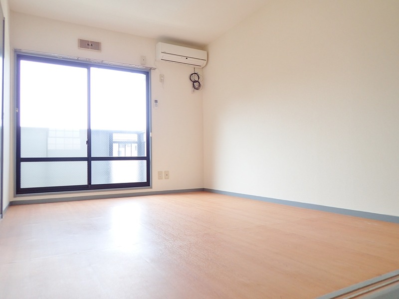 第2クボコーポ ベッドルーム