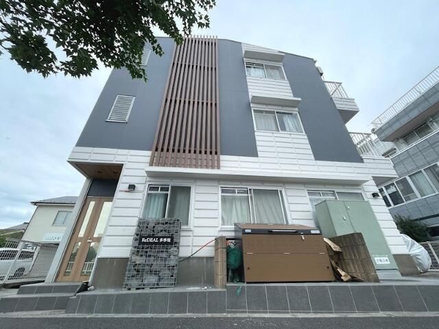ＲｅＤＥＡＬ多摩境 205号室 外観