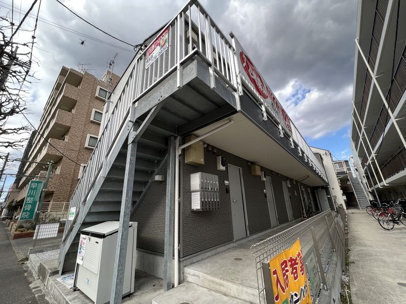 グリーントラスト 205号室 外観