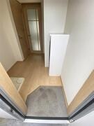 トゥルーメゾン京王堀之内 玄関