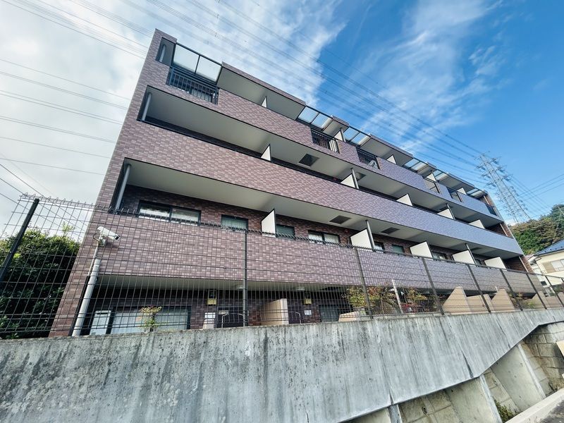 C's 27 IRISAWA 203号室 外観