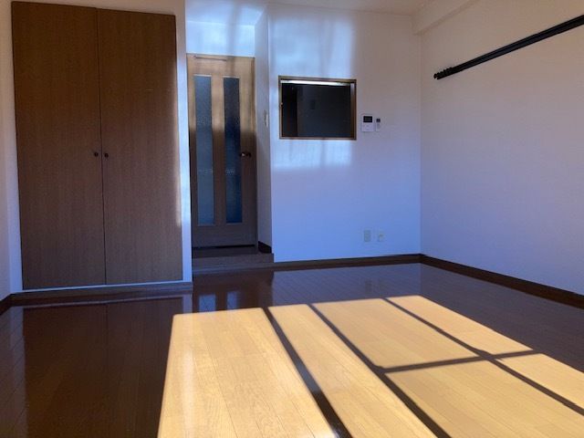 サーティーフォービル ベッドルーム