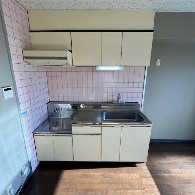 リバーサイド海老沼Ⅲ キッチン