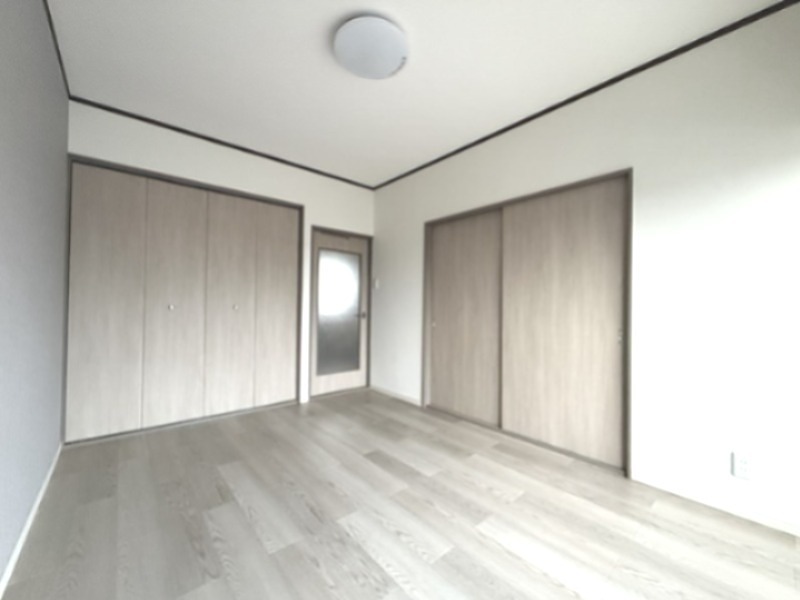 エレガンス関口第５ ベッドルーム