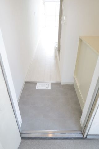 T&amp;rsquo;s garden永山 玄関