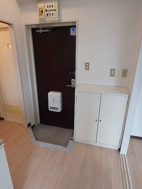 グレース近沢  玄関