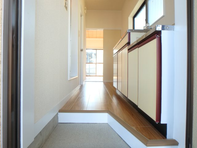 ユーハイツ 玄関