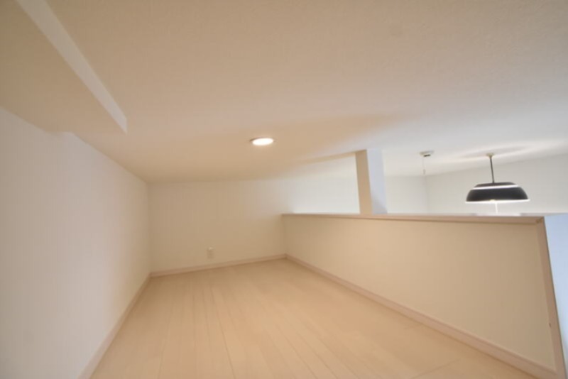 フローラ共和 ベッドルーム