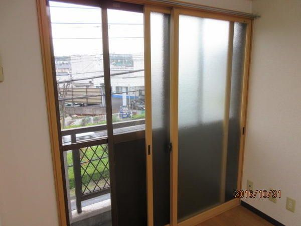 アンティーブ ベッドルーム