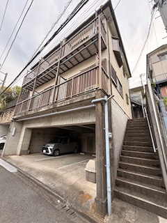 ピースフル坂下 202号室 外観