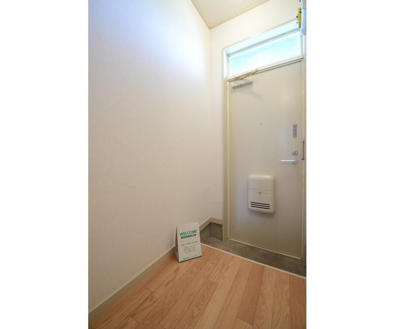 リセーレ金山 玄関