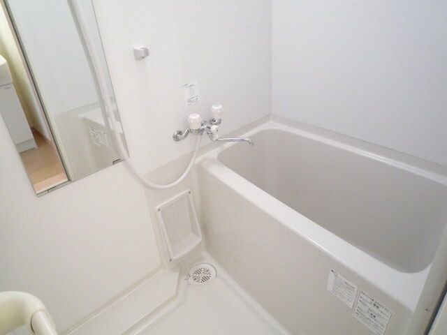 リヴェール 風呂画像