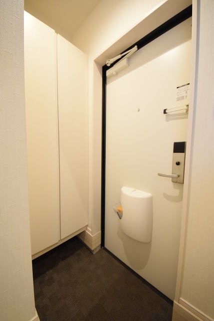 ビバーチェ 玄関