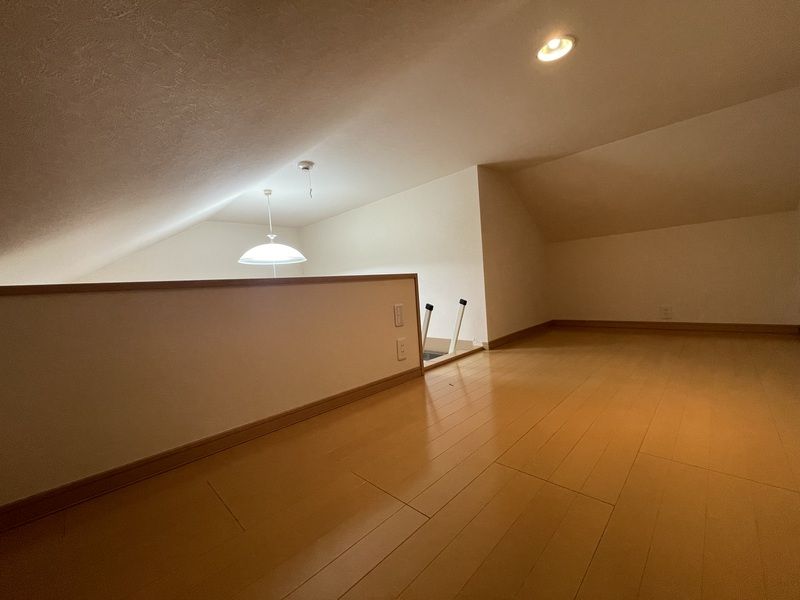 フローラ共和 ベッドルーム