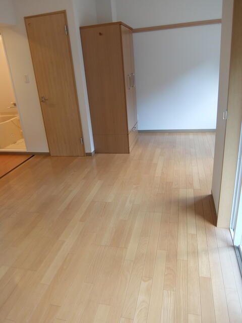 フィオリーレタカラノ ベッドルーム