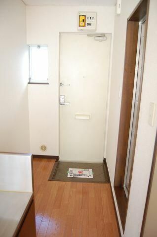 キャッスルマスダ 玄関