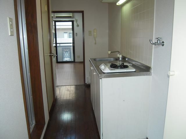 アプリコットハイムＢ 玄関