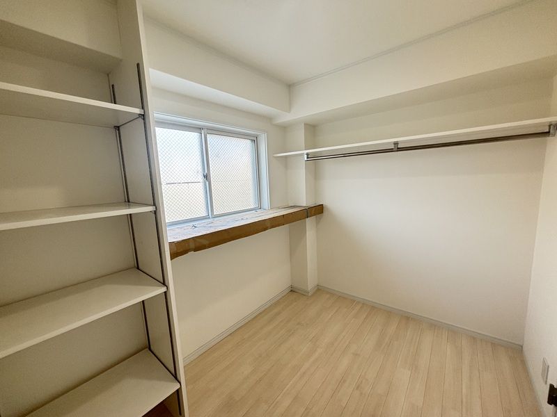 ペディメント・1 ベッドルーム