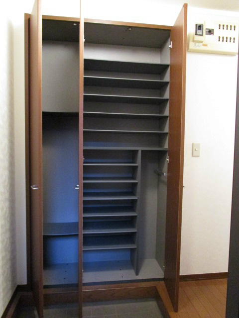 エクセル橋本 玄関