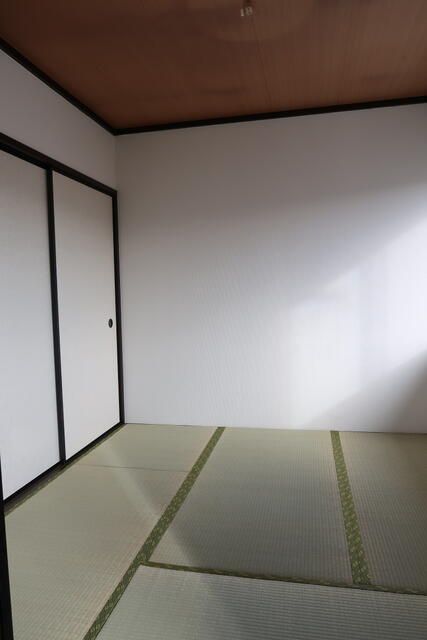 サニーハイツ城山 ベッドルーム