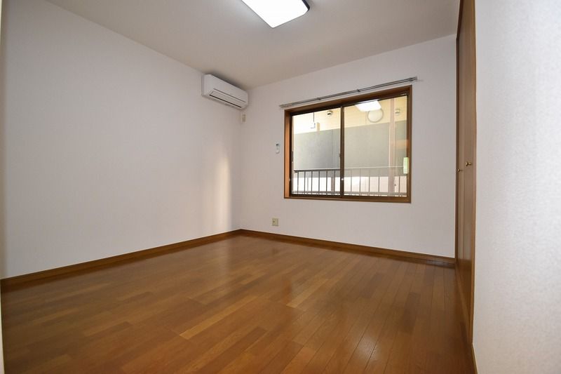 グリーンハイツ多摩 ベッドルーム