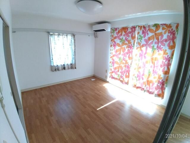 桜ハイツ ベッドルーム