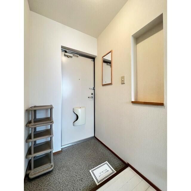 ファミーユ 玄関